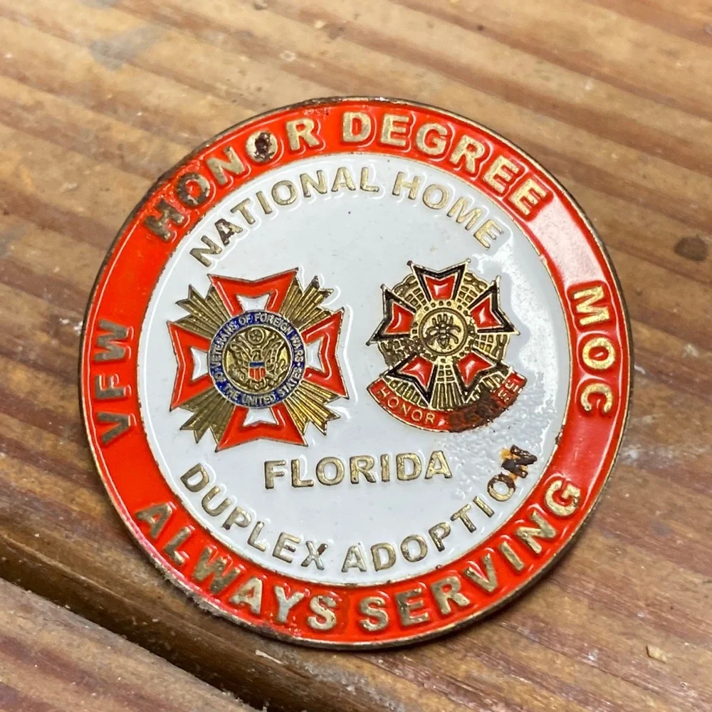 Vintage VFW MOC National Home Florida pin
